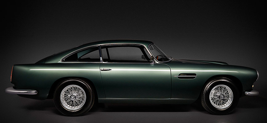 Aston Martin DB4